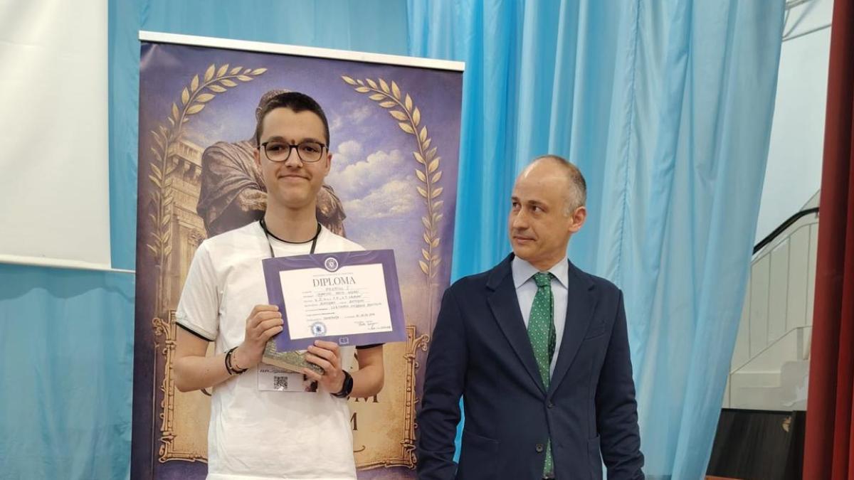 Elev din Botoșani, premiat cu locul I la un concurs național de limba latină. Yanis-Andrei Cazaciuc: „O experiență inedită”