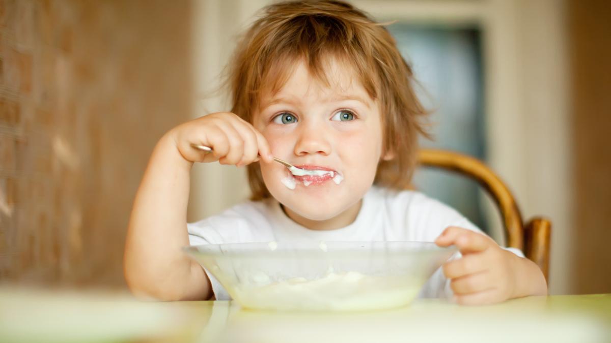 Alimentele pe care mulți copii le consumă zilnic, asociate cu un IQ mai scăzut, conform unui nou studiu