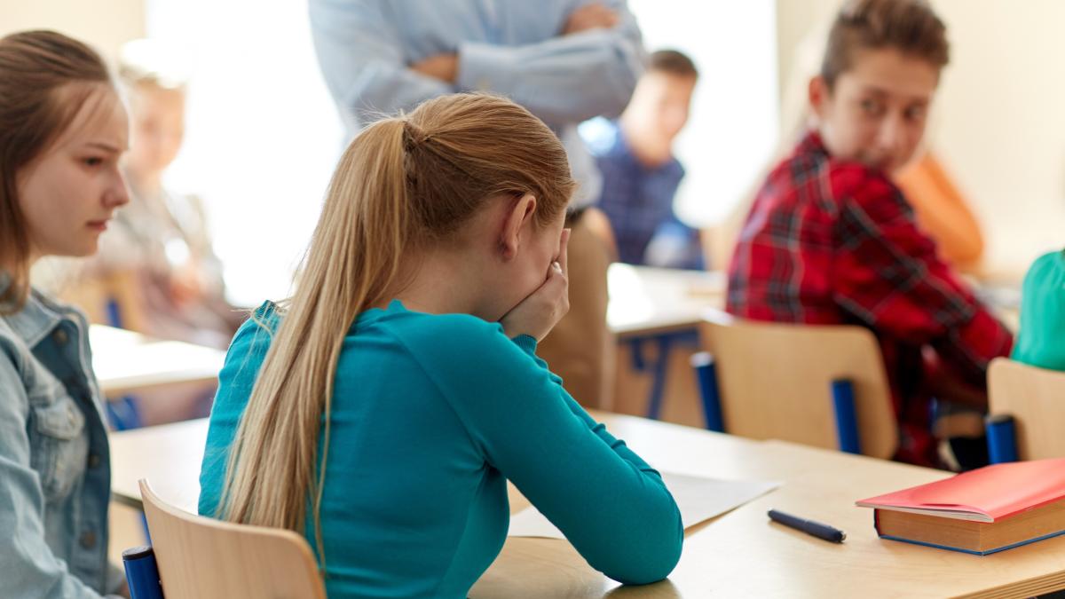 Criza de identitate din clasa a X-a De ce clachează elevii sub presiunea orientării profesionale timpurii, explică Diana Ioaneș