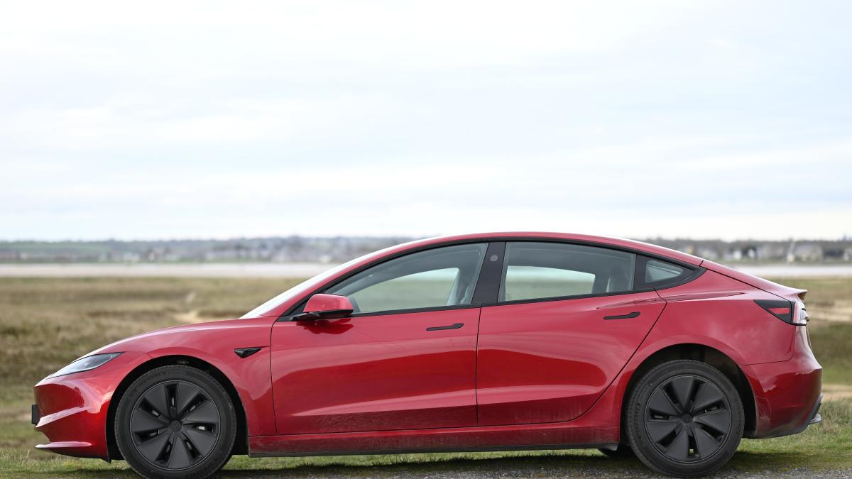 imagine cu o tesla