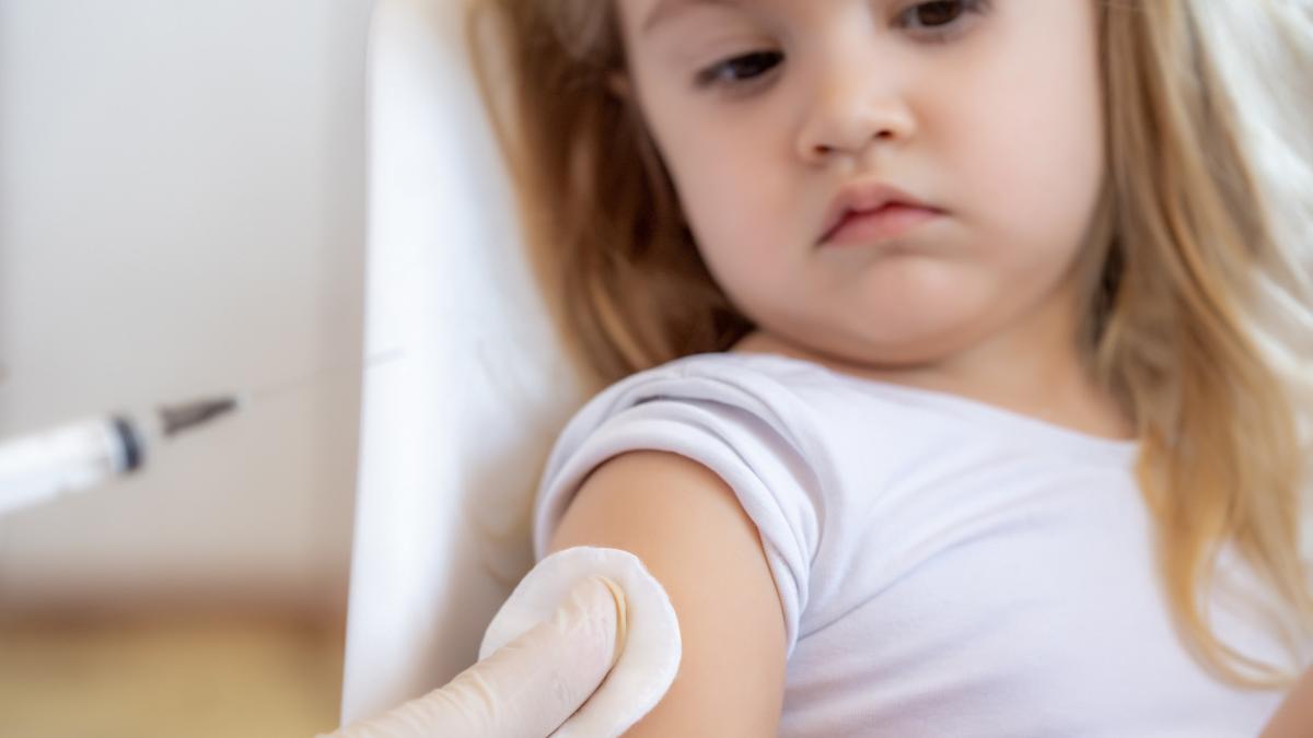 Europa riscă să rateze obiectivele de eliminare a hepatitei până în 2030, avertizează agenția pentru sănătate