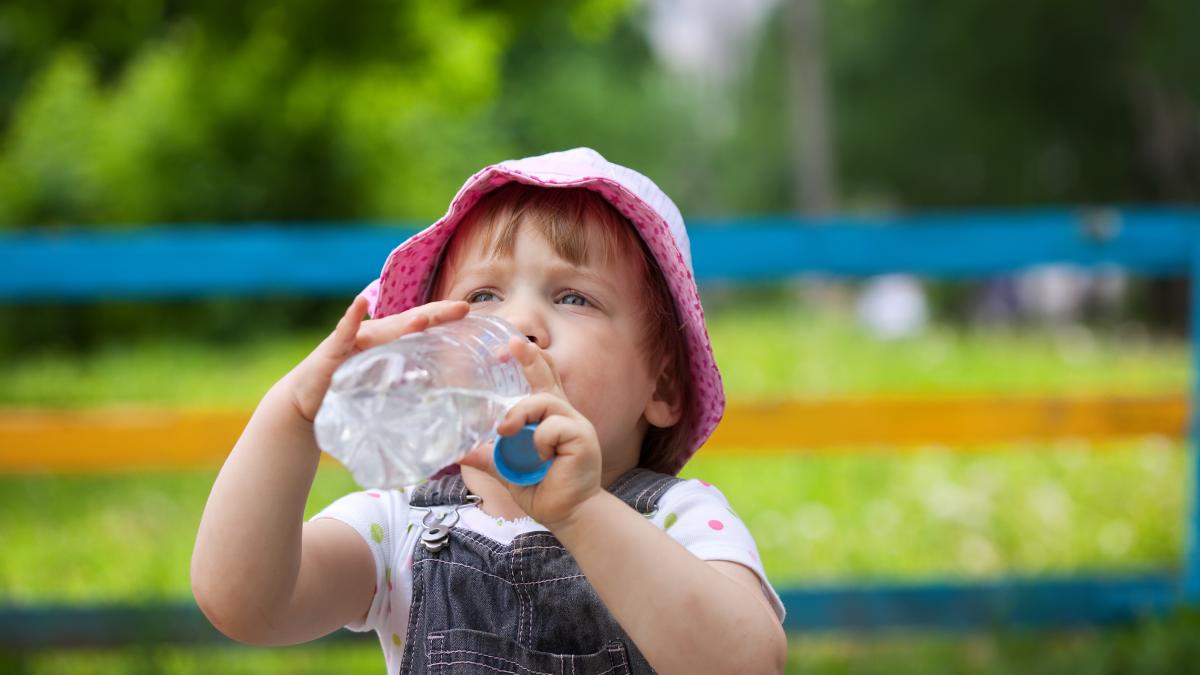 Deshidratarea la copii 7 semne pe care părinții le pot rata