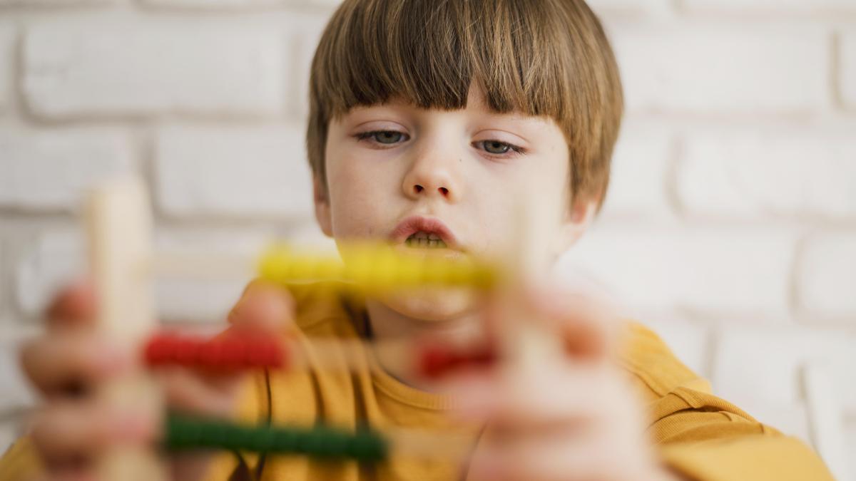 Frica, motivul pentru care mulți copii cu autism ajung târziu la terapie. Ana Bogdan „Nevoia nu e de a primi diagnostic”