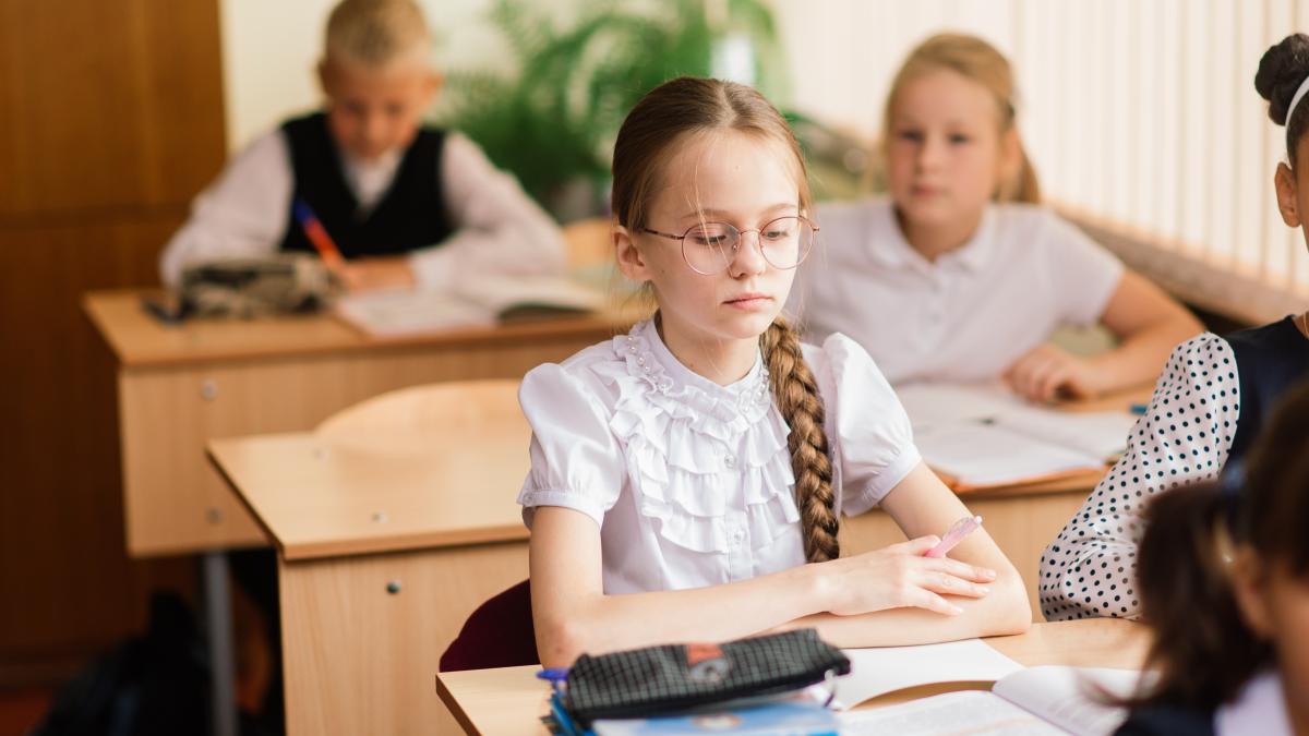„Școala trebuie făcută pentru copil”. Prof. Claudia Chiru, despre educația de care au nevoie copiii, la conferința ACE  VIDEO