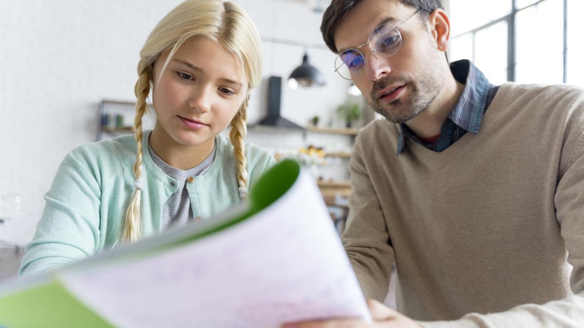 România introduce teste de tip PISA pentru adulți din 2028 Persoanele între 16 și 65 de ani, puse în fața unor situații cotidiene