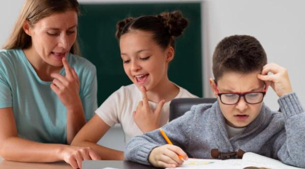 Dislexia: ce este și care sunt simptomele. Semnele care apar la copii sub 6 ani, peste 6 ani și la adolescenți