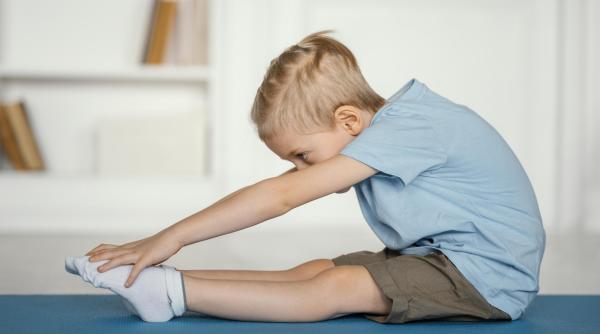 10 factori care afectează sănătatea oaselor copiilor: Există mai multe cauze care pot altera dezvoltarea osoasă în această etapă a vieții