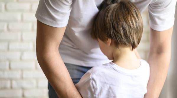 „Te urăsc, tată!”, „Ești cea mai rea mamă!”. Afirmațiile de la copii care îți pot prăbuși lumea: Cum să reacționezi la aceste situații?