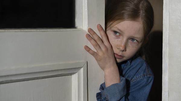 Scandal monstru într-o casă de copii: Tratamente barbare aplicate de „un înger păzitor”: „Astfel de practici nu ar fi trebuit să se întâmple niciodată”