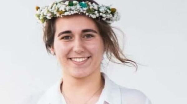 Poveşti emoţionante după BAC 2023. O olimpică vinde roșii ca să-și ajute părinții: „Lumea ne consideră oameni de la ţară, inferiori”