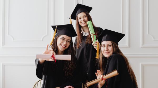 Țările în care Fericirea este o materie și se predă în școală 