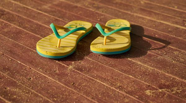 Destin frânt pentru doi frați de 6 și 7 ani: Părinții le-au găsit doar papucii - FOTO