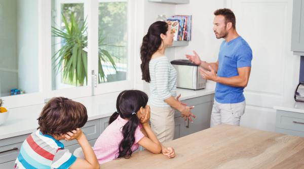 Capcana în care cad relațiile de lungă durată, potrivit unui psiholog matrimonial: „Este foarte frecventă această greșeală”