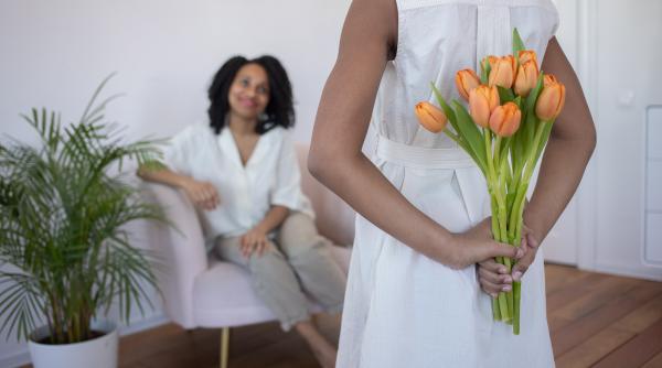 Cadou pentru o proaspătă mămică: Iată câteva sfaturi