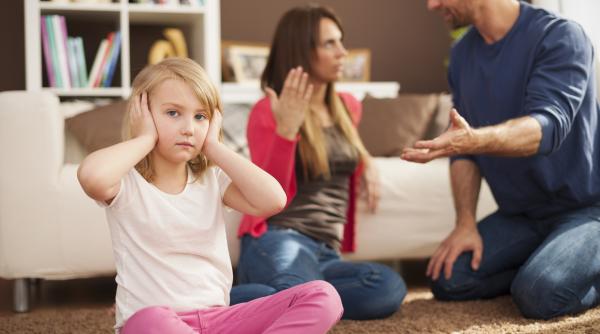 Cum să acționezi când există diferențe în modul de educare? Psiholog: „Părinți, sunteți o echipă!”