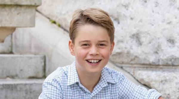 Prințul George împlinește 10 ani! Familia regală britanică a marcat această ocazie specială cu publicarea unei noi fotografii cu el - FOTO