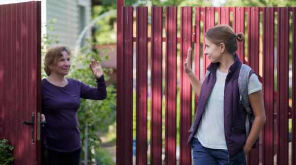 „Cuib gol”. Ce să faci când copiii pleacă de acasă? Această etapă poate avea un impact negativ dacă nu este gestionată corespunzător