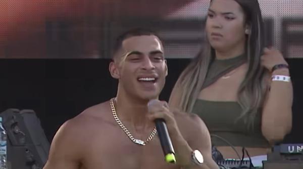 Apel către părinți după ce Gheboasa a cântat pe scena UNTOLD: „Mă tem pentru copilul meu...”