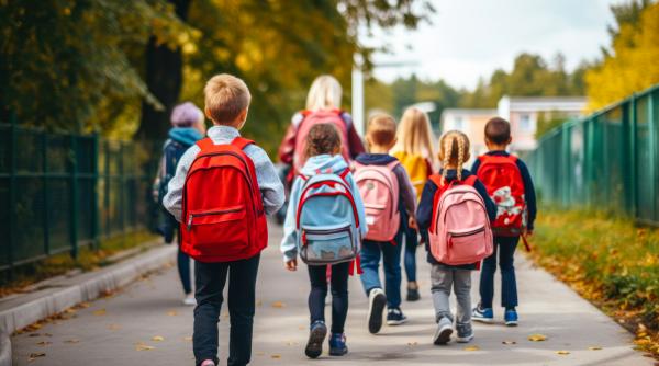 Avertismentul unui profesor înainte de întoarcerea elevilor la școală: „Aveți grijă!”