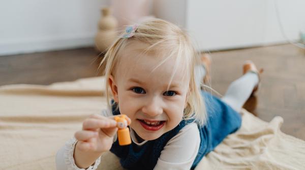 Primii dinți ai copilului: Toate informațiile pe care trebuie să le știi