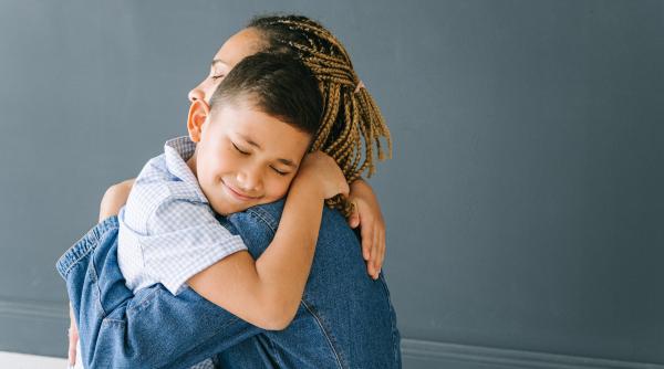 Copiii care mint: Ce nevoi satisfac minciunile lor?