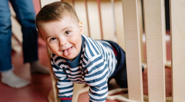 Ce înseamnă dacă un copil are limba albă: Cauze și tratamente