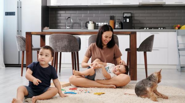 Crizele de furie ale copiilor, cum să le gestionezi de la 0 la 16 ani: Sfaturile specialistului