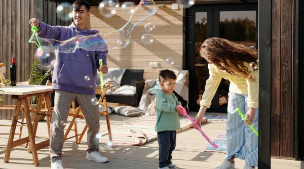 Mama vitregă: Cum să-ți îmbunătățești relația cu copiii partenerului tău