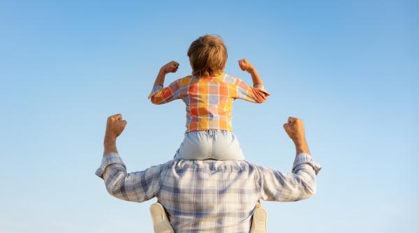 Recomandări de la 70 de părinți care au crescut adulți de succes: Acestea sunt cele 4 lucruri pe care NU le-au făcut niciodată când copiii lor erau mici