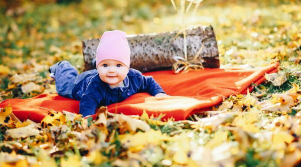 Nume de fete și băieți pentru bebelușii născuți în noiembrie. O listă cu 51 de idei frumoase și pline de semnificație