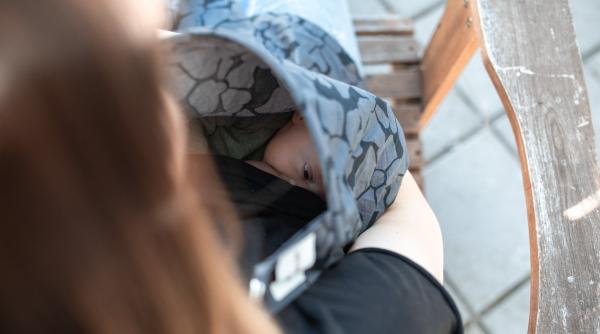 Când să scoți un nou-născut la plimbare și ce măsuri de precauție să iei