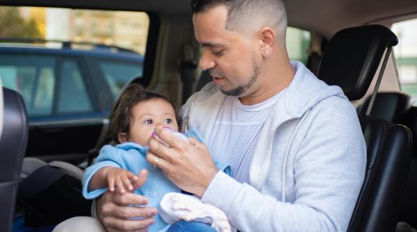 Băiețel de 2 ani, suspect de leucemie din cauza laptelui de vacă. Ce au descoperit medicii