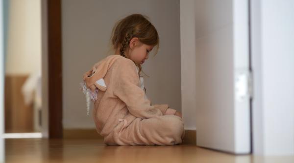 Factorii care determină dacă un copil are nevoie de un psiholog. Expert: „Acestea sunt semnele la care părinții ar trebui să fie atenți!”