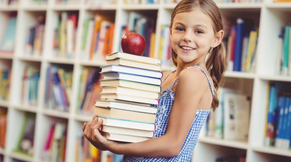 Lecția în trei pași propusă de metoda Montessori pentru a învăța vocabularul