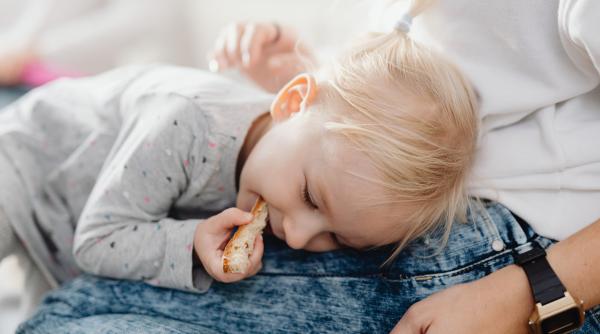 Pâinea în timpul înțărcării: La ce vârstă puteți oferi pâine copiilor