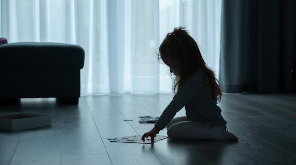 „A ţipat mult la ea”. Mărturia cutremurătoare a unei fetițe de 3 ani, după ce tatăl ei i-a luat viața mamei sale: „S-a enervat foarte tare”