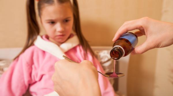 Crește numărul părinților care le dau melatonină copiilor, fără să fie conștienți de riscuri: „Este un exces acum”