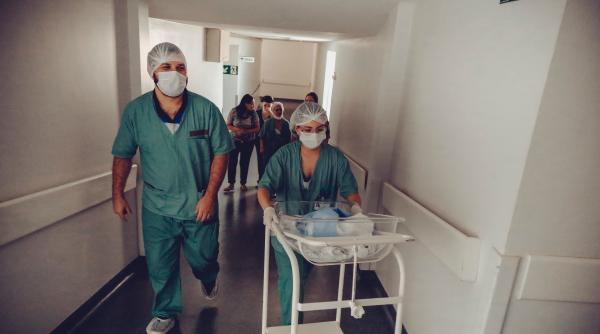 Sindromul copilului fluture: Simptome și tratament