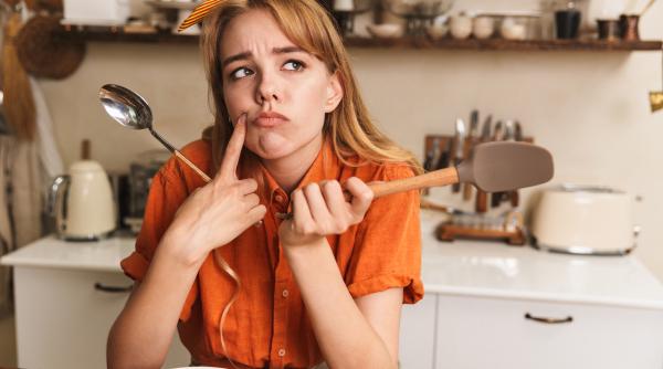 „Ce am venit să fac în bucătărie?” Dacă uiți mereu lucruri, este vina memoriei viitoare. Un neurolog explică de ce se întâmplă