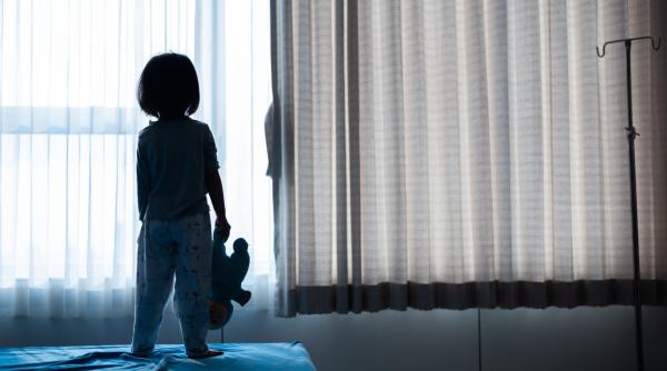 Părinții petrec mai mult timp în cumpărarea jucăriilor decât în timpul de joacă cu ai lor copii, iar acestea sunt consecințele