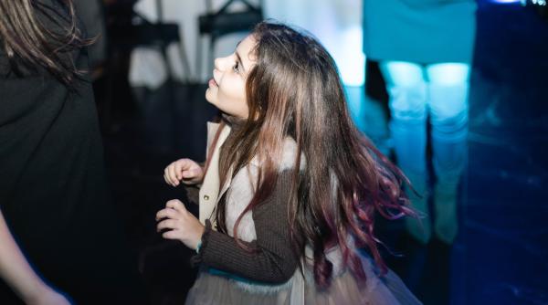 Regula nr. 1 în parenting: Pentru a educa un copil trebuie mai întâi să te educi pe tine însuți