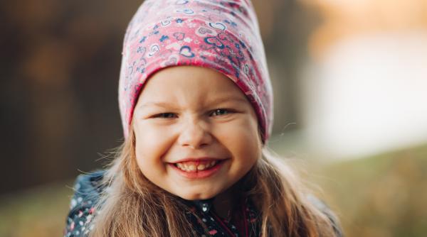 Sănătatea dinților de lapte. Pedodontul Maria Nicoară avertizează părinții: „Fiți atenți la obiceiurile vicioase!” / VIDEO