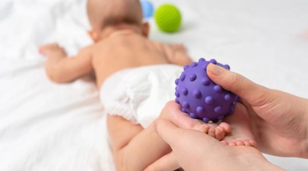 Când este necesar să se recurgă la kinetoterapie pediatrică? 8 situații în care copilul tău poate avea nevoie de ajutor