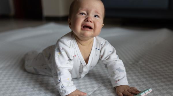 Ce înseamnă diferitele tipuri de plâns ale bebelușului? Un studiu arată cum să le decodifici limbajul unic 