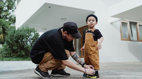 Pantofi pentru copii: sfaturi pentru a cumpăra cea mai bună încălțăminte pentru cei mici