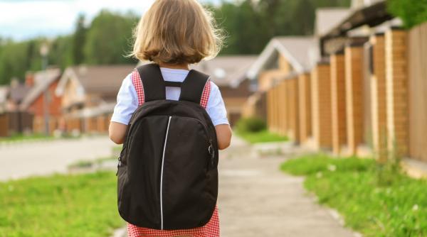 Lucrul numărul 1 care distruge încrederea copiilor, potrivit unui expert în educație de la Harvard