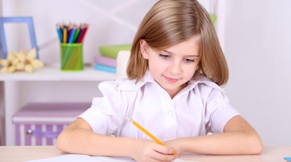 Răspunsul unei fetițe la o activitate școlară o emoționează pe mama ei: „Cea mai importantă realizare din viața ei”