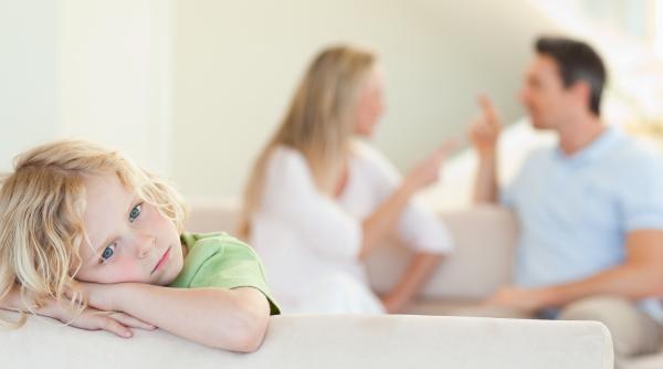 Comunicarea între părinții divorțați. Metoda psihologului Radu Leca: „O spun astăzi gratuit!”