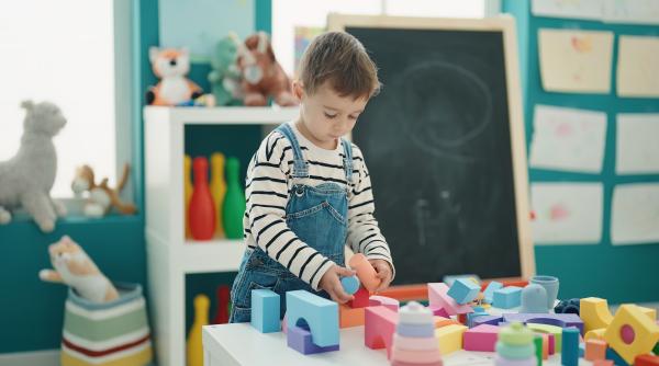 Înscrieri la creşă sau la grădiniţă. Ministerul Educației a anunțat când va fi prima etapă. Ligia Deca: „Au fost modificate datele propuse în forma inițială”