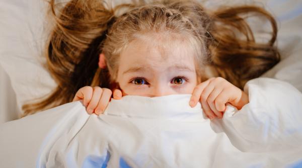 Mituri despre sănătatea copiilor care pot fi foarte periculoase! Demontarea științifică a convingerilor false